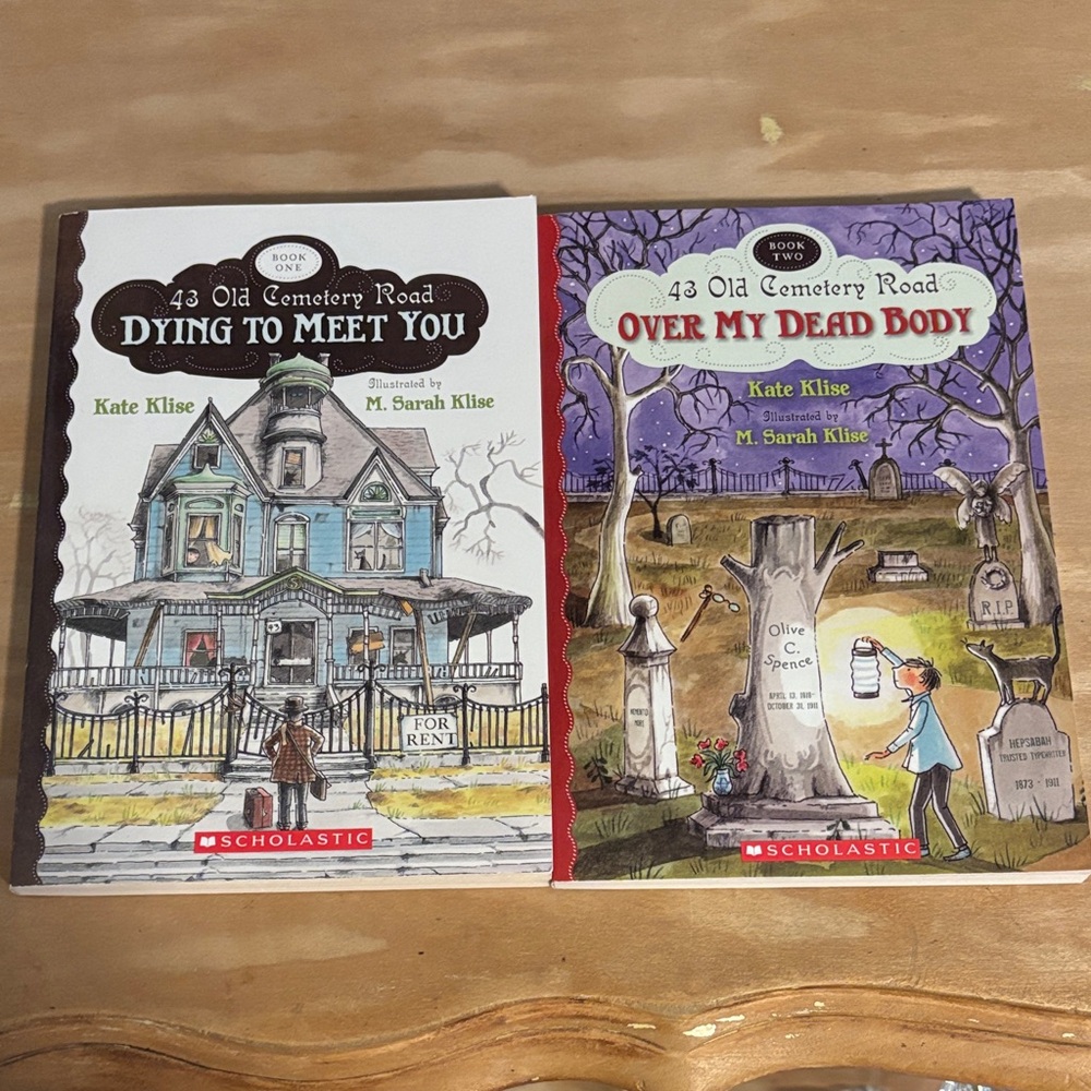 Scholastic 43 Old Cemetery Road Book Pair - Green and Purple Covers